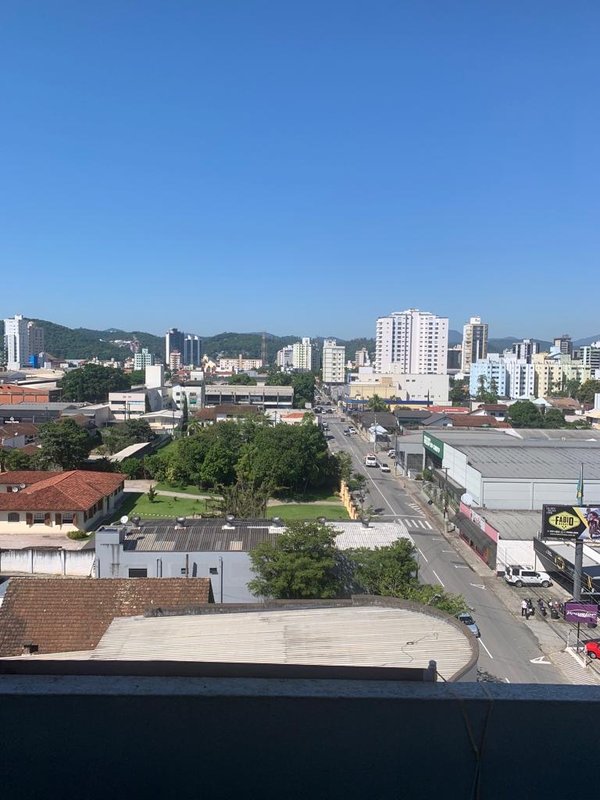 APARTAMENTO COM 1 SUÍTE MAIS 2 DORMITÓRIOS NO SÃO LUIZ - Brusque - 