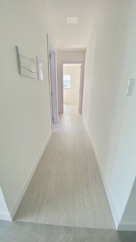 APARTAMENTO COM 1 SUÍTE MAIS 1 DORMITÓRIO NA SANTA RITA - Brusque - 