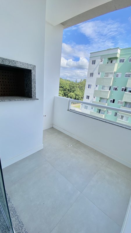 APARTAMENTO COM 1 SUÍTE MAIS 1 DORMITÓRIO NA SANTA RITA - Brusque - 
