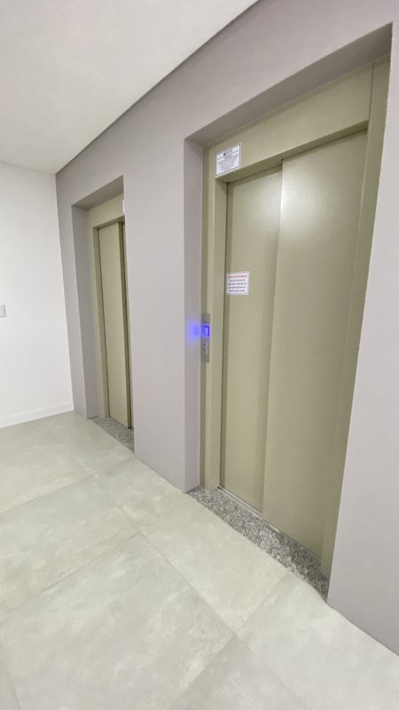 APARTAMENTO COM 1 SUÍTE MAIS 1 DORMITÓRIO NA SANTA RITA - Brusque - 