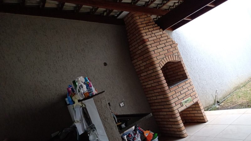 Sobrado maravilhoso na Vila Suíssa com 3 dormitórios, sendo 1 suíte - Mogi das Cruzes - 