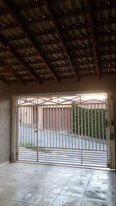 Sobrado maravilhoso na Vila Suíssa com 3 dormitórios, sendo 1 suíte - Mogi das Cruzes - 