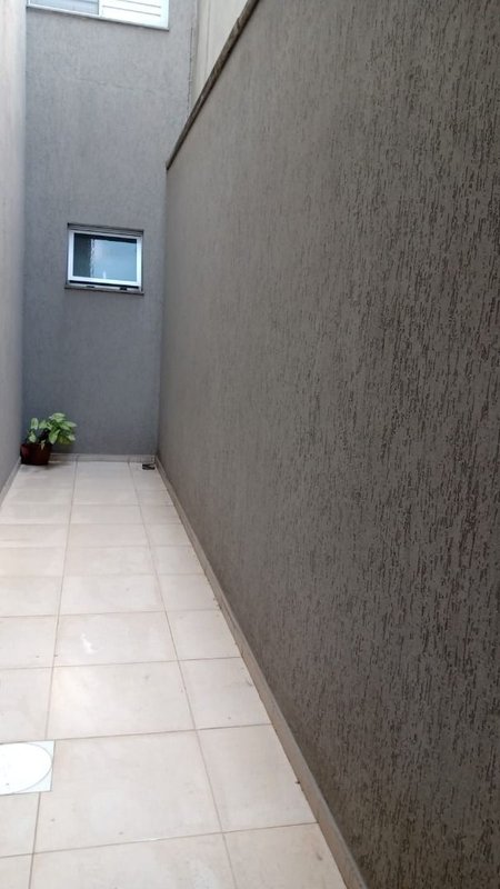 Sobrado maravilhoso na Vila Suíssa com 3 dormitórios, sendo 1 suíte - Mogi das Cruzes - 