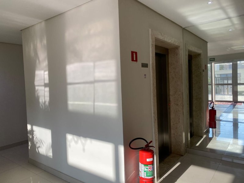 Excelente Apartamento no Edifício Lumiere, face norte, com 03 dormitórios, 01 suíte - Mogi das Cruzes - 