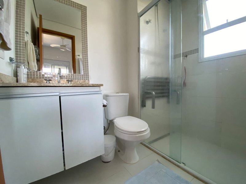 Excelente Apartamento no Edifício Lumiere, face norte, com 03 dormitórios, 01 suíte - Mogi das Cruzes - 