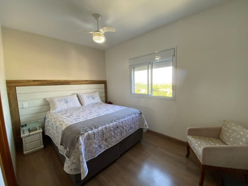 Excelente Apartamento no Edifício Lumiere, face norte, com 03 dormitórios, 01 suíte - Mogi das Cruzes - 