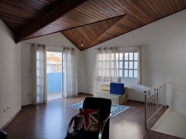 Excelente imóvel no Condomínio Aruã Brisas com 03 dormitórios sendo 02 suítes - Mogi das Cruzes - 