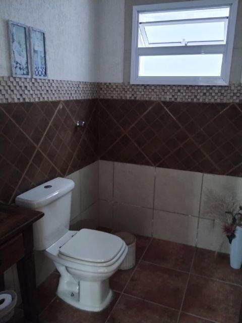 Excelente imóvel no Condomínio Aruã Brisas com 03 dormitórios sendo 02 suítes - Mogi das Cruzes - 