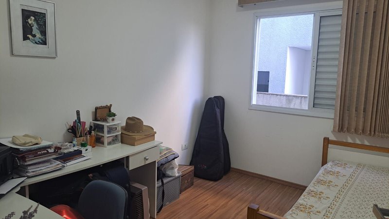 Excelente imóvel no Condomínio Aruã Brisas com 03 dormitórios sendo 02 suítes - Mogi das Cruzes - 