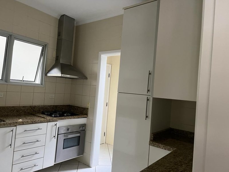 Sobrado em Condomínio Fechado na Vila Oliveira com 03 dormitórios, suíte e área gourmet - Mogi das Cruzes - 