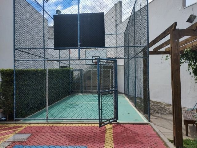 Sobrado em Condomínio Fechado no Alto do Ipiranga com 03 dormitórios sendo uma suíte - Mogi das Cruzes - 