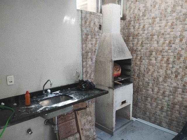 Sobrado em Condomínio Fechado no Alto do Ipiranga com 03 dormitórios sendo uma suíte - Mogi das Cruzes - 