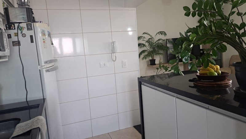 Apartamento Luzes mobiliado no Nova Mogilar  com 03 dormitórios, suíte e closet - Mogi das Cruzes - 