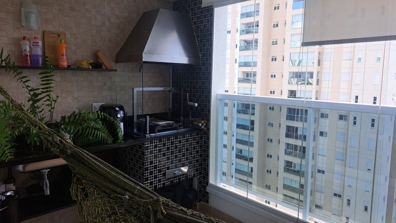 Apartamento Luzes mobiliado no Nova Mogilar  com 03 dormitórios, suíte e closet - Mogi das Cruzes - 