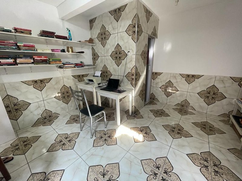 Casa térrea no Conjunto do Bosque com 02 dormitórios e edícula - Mogi das Cruzes - 
