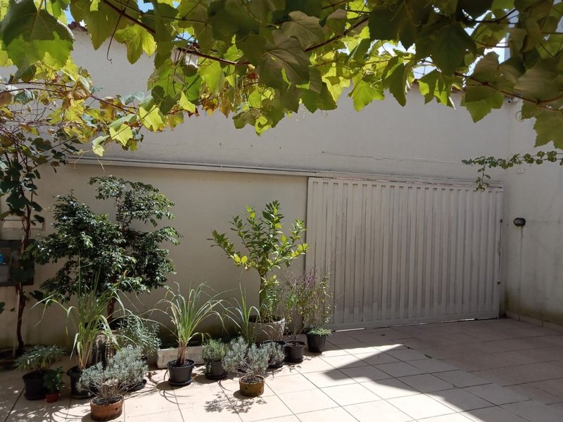 Sobrado em área comercial e residencial com edícula - Mogi das Cruzes - 