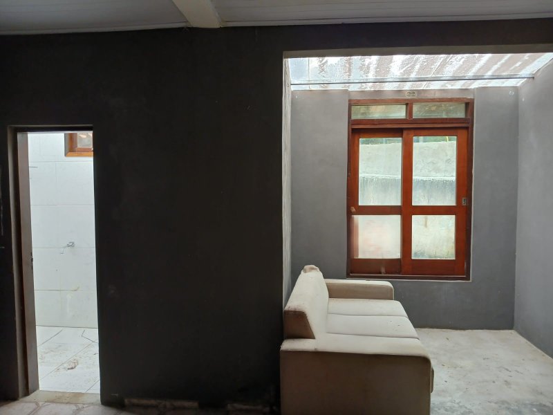Linda Chácara com 1600m2 Prox. a Km 42 da Rod. Castelo Branco - Santana de Parnaíba - 