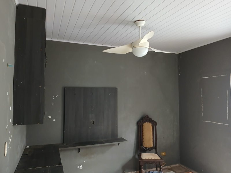 Linda Chácara com 1600m2 Prox. a Km 42 da Rod. Castelo Branco - Santana de Parnaíba - 