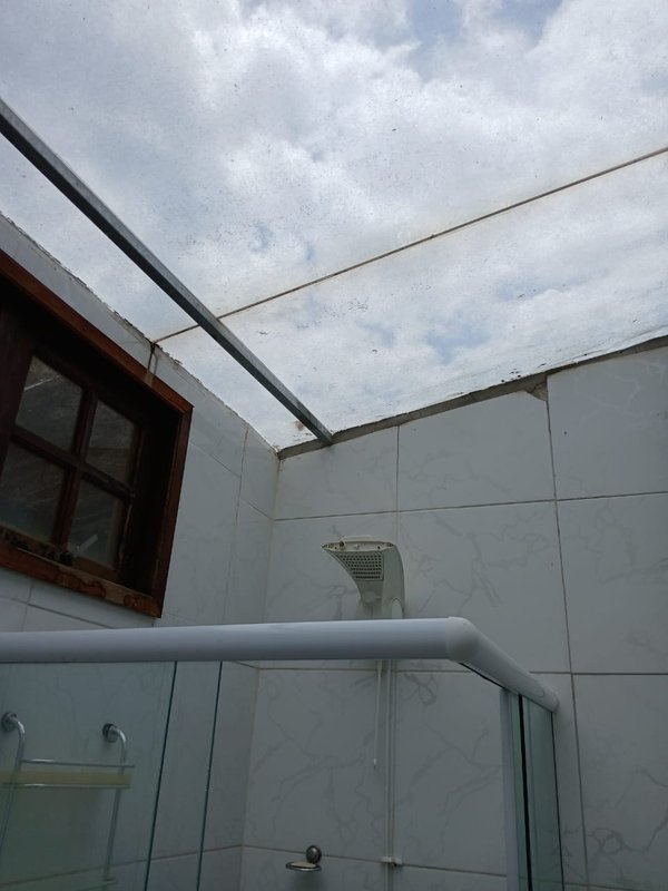 Linda Chácara com 1600m2 Prox. a Km 42 da Rod. Castelo Branco - Santana de Parnaíba - 