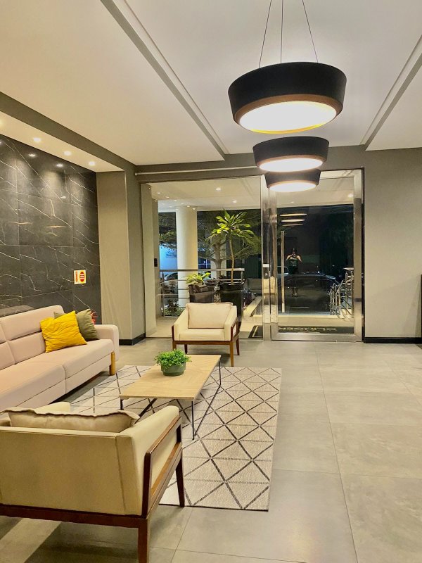 APARTAMENTO COM 1 SUÍTE MAIS 2 DORMITÓRIOS E 2 VGAS DE GARAGEM NO SÃO LUIZ - Brusque - 