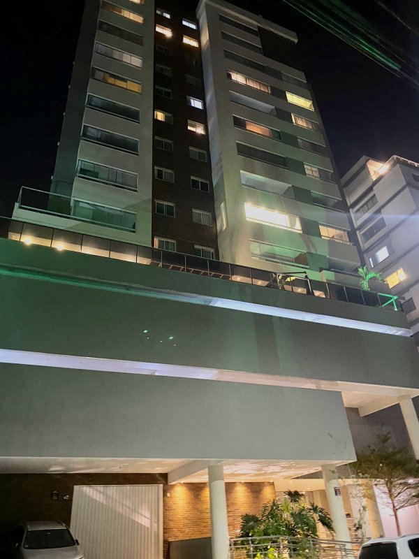 APARTAMENTO COM 1 SUÍTE MAIS 2 DORMITÓRIOS E 2 VGAS DE GARAGEM NO SÃO LUIZ - Brusque - 