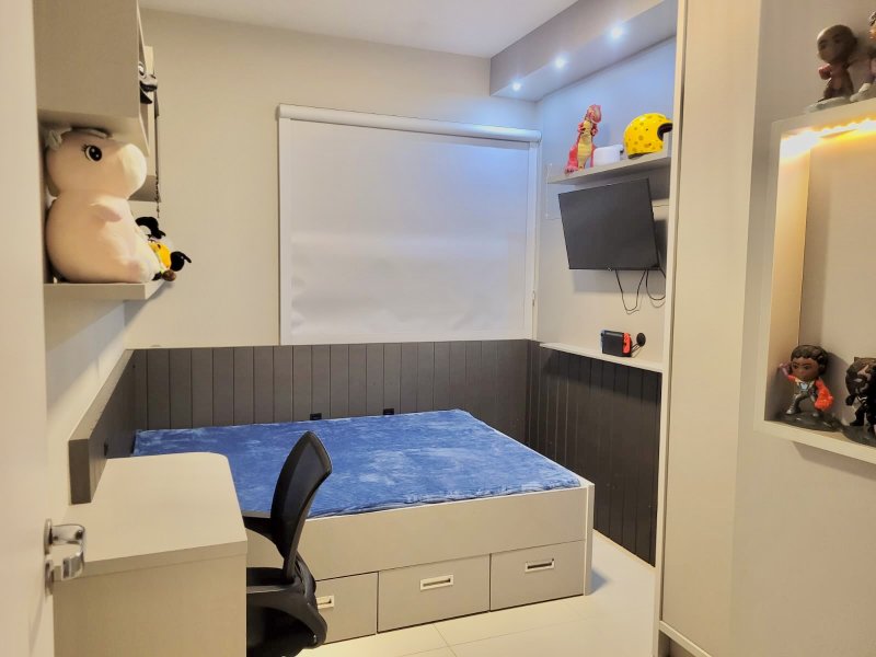 APARTAMENTO COM 1 SUÍTE MAIS 2 DORMITÓRIOS E 2 VGAS DE GARAGEM NO SÃO LUIZ - Brusque - 