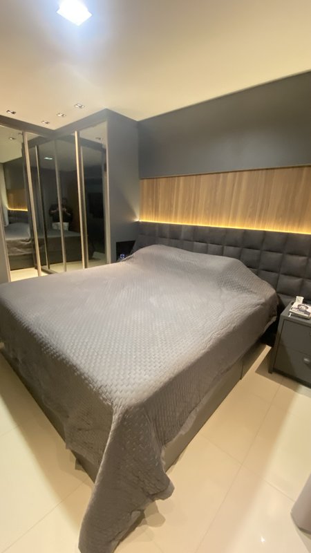 APARTAMENTO COM 1 SUÍTE MAIS 1 DORMITÓRIO MOBILIADO NO SÃO LUIZ - Brusque - 