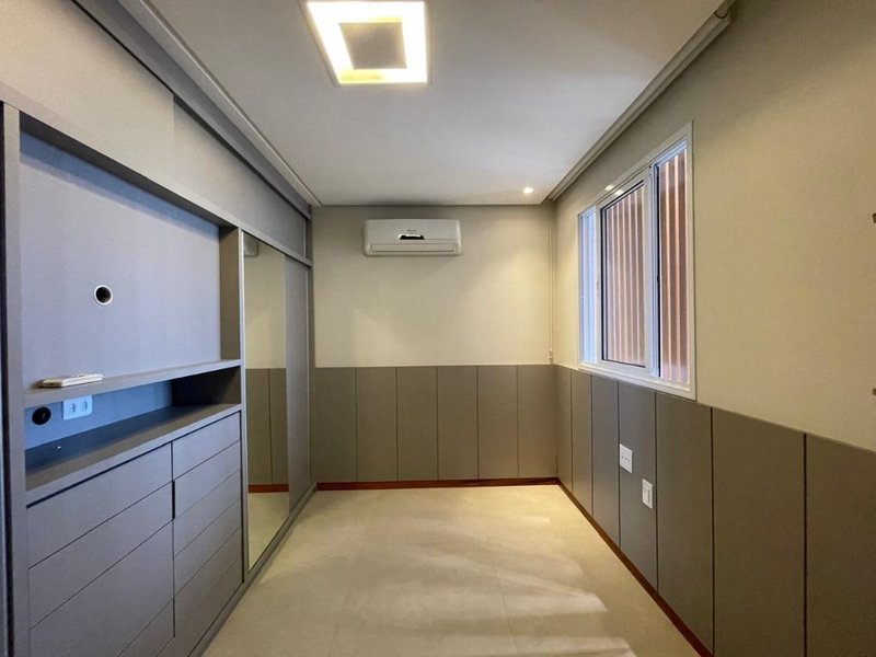 Apartamento de 3 quartos em prédio novo com lazer completo à venda no centro de Guarapari Rua Otávio Manhães de Andrade Guarapari - 