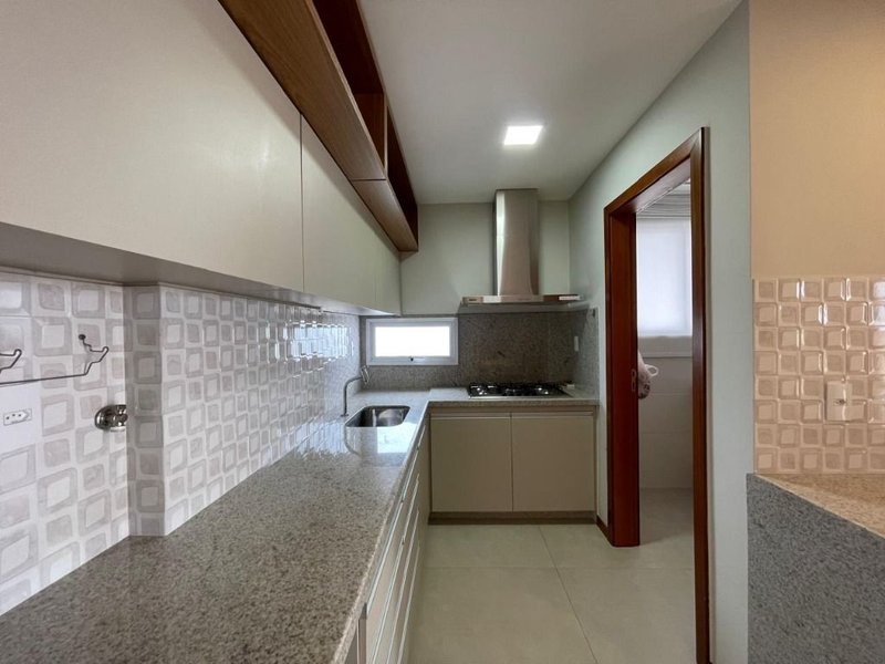 Apartamento de 3 quartos em prédio novo com lazer completo à venda no centro de Guarapari Rua Otávio Manhães de Andrade Guarapari - 