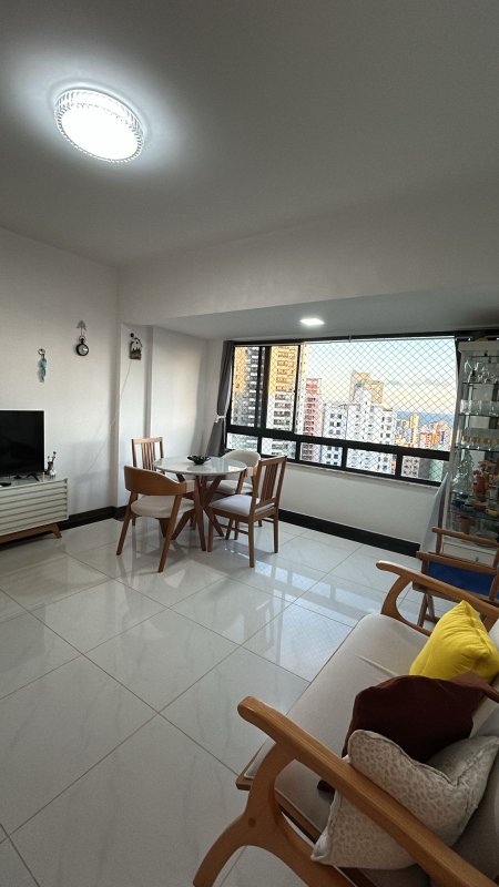 APARTAMENTO VISTA MAR  2 QUARTOS SUÍTE VARANDA GARAGEM À VENDA NA GRAÇA! Avenida Euclydes da Cunha Salvador - 