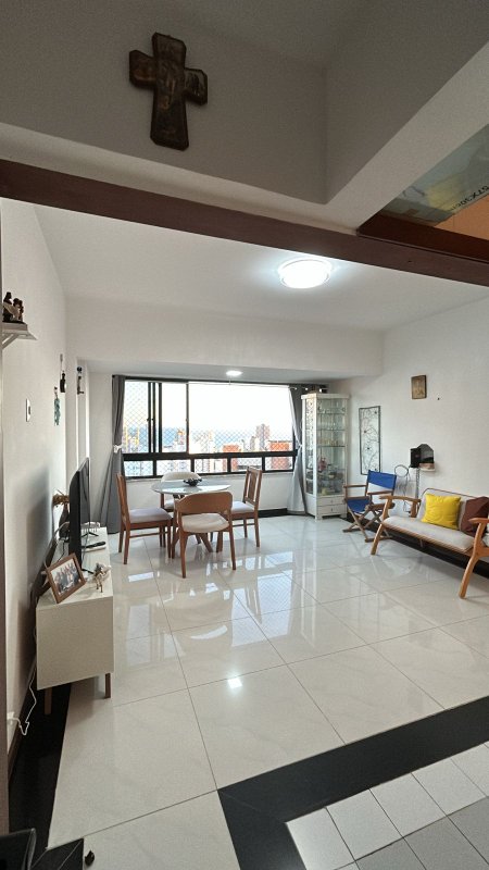 APARTAMENTO VISTA MAR  2 QUARTOS SUÍTE VARANDA GARAGEM À VENDA NA GRAÇA! Avenida Euclydes da Cunha Salvador - 