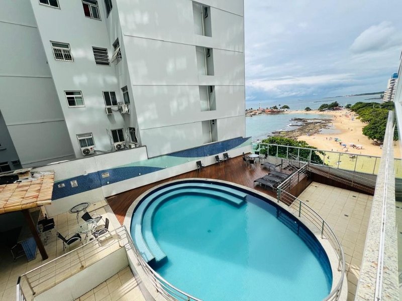 Apartamento de 2 quartos reformado, prédio frente para Praia das Castanheiras em Guarapari Avenida Edízio Cirne Guarapari - 