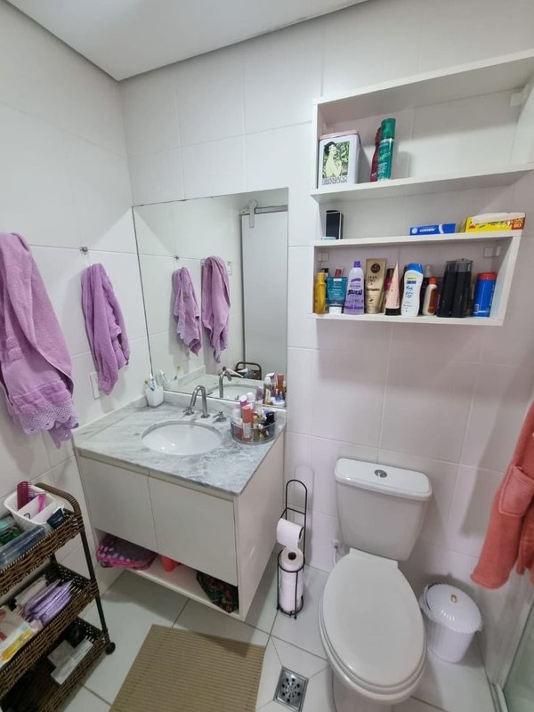 Apartamento Gran Hills, 02 dormitórios, 01 suíte com closet, sala estendida - Mogi das Cruzes - 