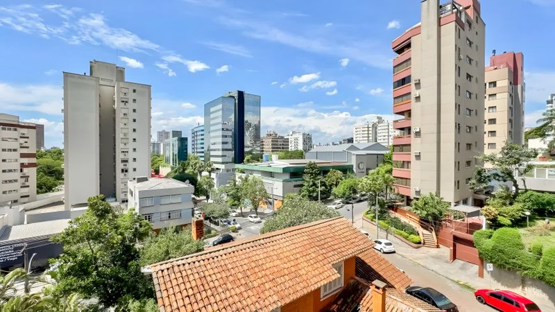R$ 1.250.000 - MARAVILHOSO - ANDAR INTEIRO - 134m2 - 3 DORM - SACADÃO - LAREIRA - 2 VAGAS Rua Pedro Weingartner Porto Alegre - 