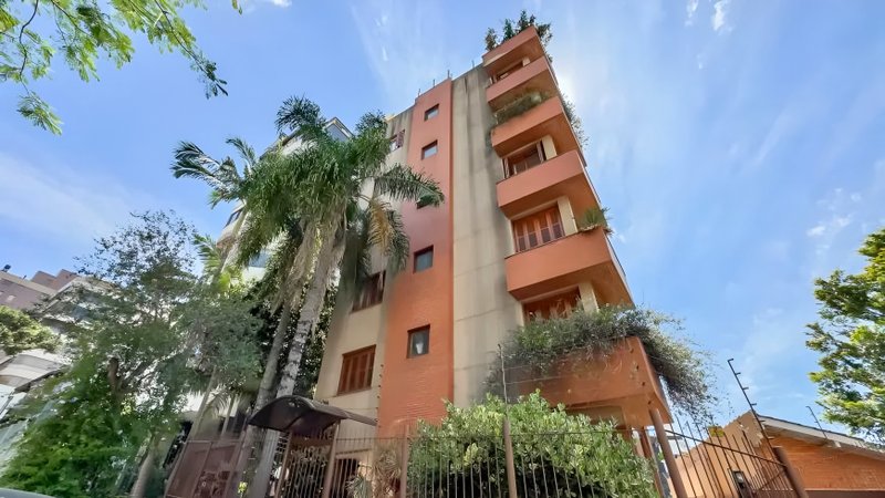 R$ 1.250.000 - MARAVILHOSO - ANDAR INTEIRO - 134m2 - 3 DORM - SACADÃO - LAREIRA - 2 VAGAS Rua Pedro Weingartner Porto Alegre - 