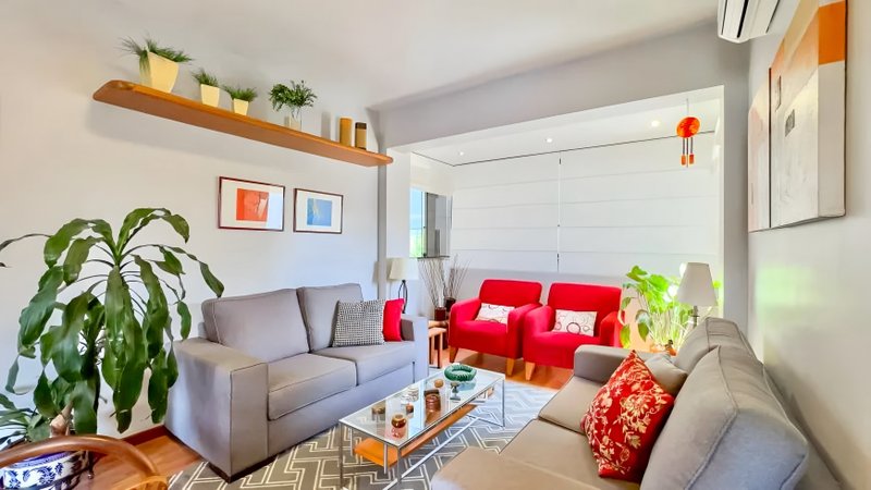 R$ 1.250.000 - MARAVILHOSO - ANDAR INTEIRO - 134m2 - 3 DORM - SACADÃO - LAREIRA - 2 VAGAS Rua Pedro Weingartner Porto Alegre - 