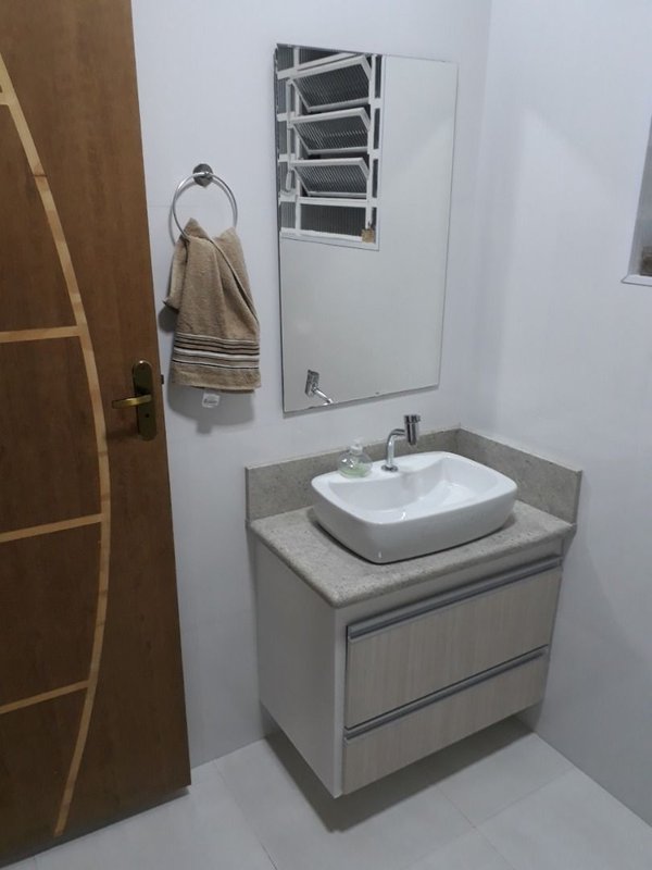 Sobrado no Cidade Jardim com 04 dormitórios, piscina, quintal e área gourmet Rua Victória do Prado Mello Mogi das Cruzes - 