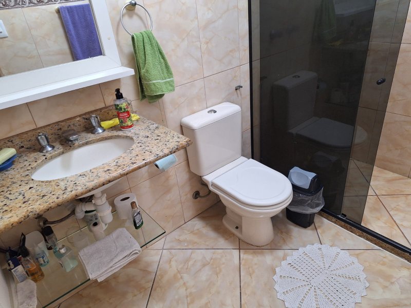 APARTAMENTO 4 QUARTOS SUITE NASCENTE VAGAS PARA ATÉ 6 CARROS ACADEMIA QUADRA À VENDA GRAÇA Rua Conde Filho Salvador - 