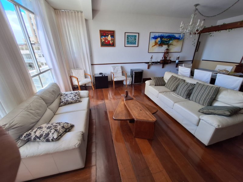 APARTAMENTO 4 QUARTOS SUITE NASCENTE VAGAS PARA ATÉ 6 CARROS ACADEMIA QUADRA À VENDA GRAÇA Rua Conde Filho Salvador - 