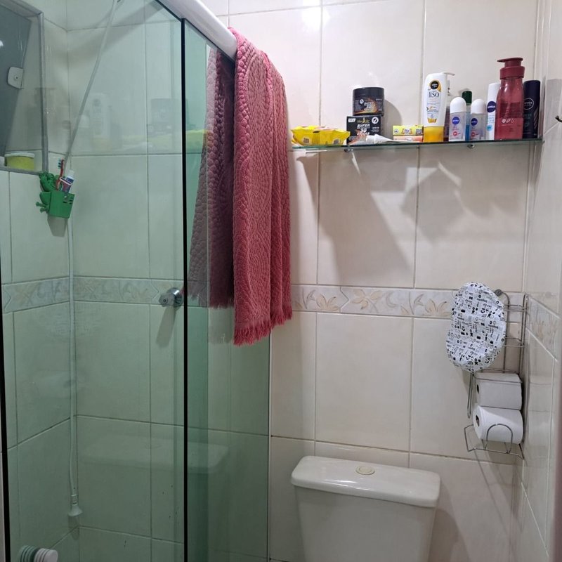 Casa térrea no Centro sendo 02 casas no mesmo terreno mais edícula - Mogi das Cruzes - 