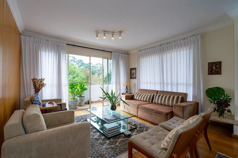 Apartamento a venda - Vila Suzana - 1 suíte 185m² Crítios São Paulo - 