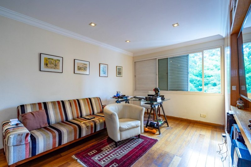 Apartamento a venda - Vila Suzana - 1 suíte 185m² Crítios São Paulo - 