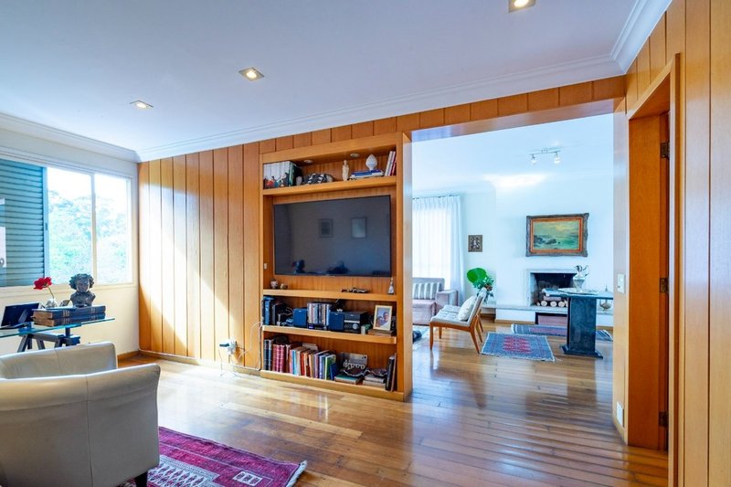 Apartamento a venda - Vila Suzana - 1 suíte 185m² Crítios São Paulo - 