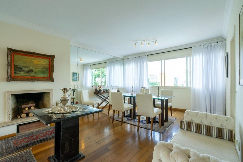 Apartamento a venda - Vila Suzana - 1 suíte 185m² Crítios São Paulo - 