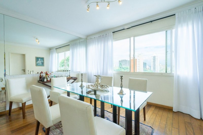 Apartamento a venda - Vila Suzana - 1 suíte 185m² Crítios São Paulo - 