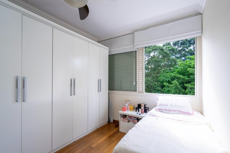 Apartamento a venda - Vila Suzana - 1 suíte 185m² Crítios São Paulo - 