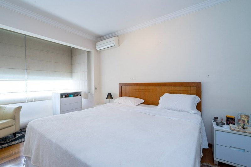 Apartamento a venda - Vila Suzana - 1 suíte 185m² Crítios São Paulo - 