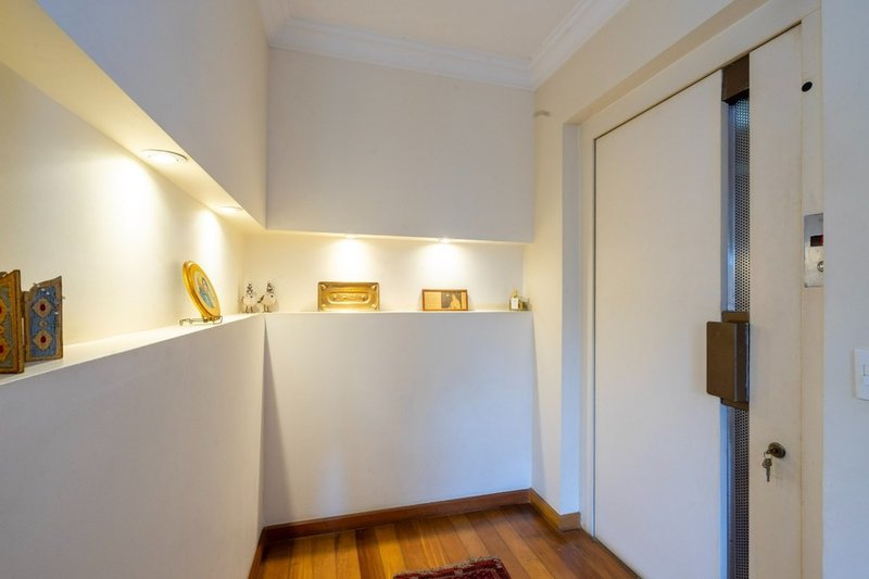 Apartamento a venda - Vila Suzana - 1 suíte 185m² Crítios São Paulo - 