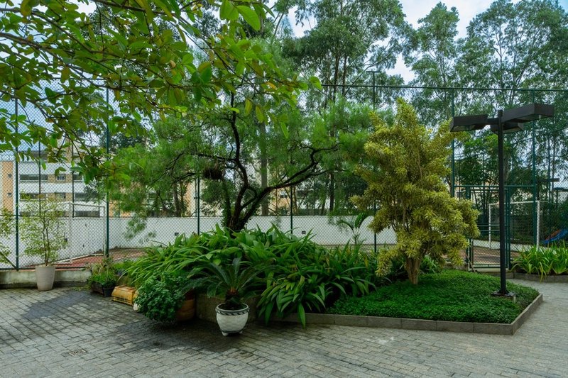 Apartamento a venda - Vila Suzana - 1 suíte 185m² Crítios São Paulo - 