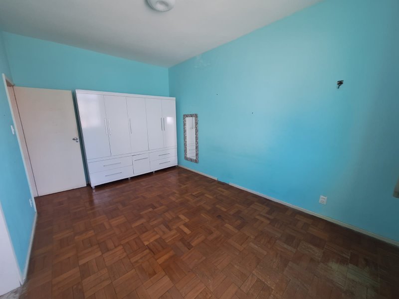 APARTAMENTO 2 SUÍTES VARANDA NASCENTE DEPENDÊNCIA GARAGEM À VENDA NO RIO VERMELHO!! Rua Conselheiro Pedro Luiz Salvador - 
